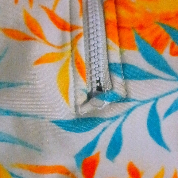 Art Class One-piece Swimsuit (Wetsuit Style) - Picture 6 of 11